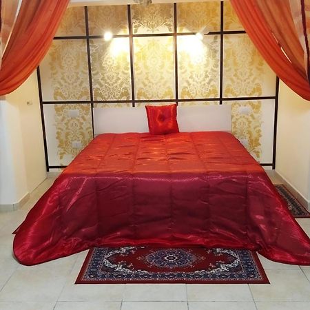 Casa Vacanza La Maison De Losyram Art Salerno Exteriér fotografie