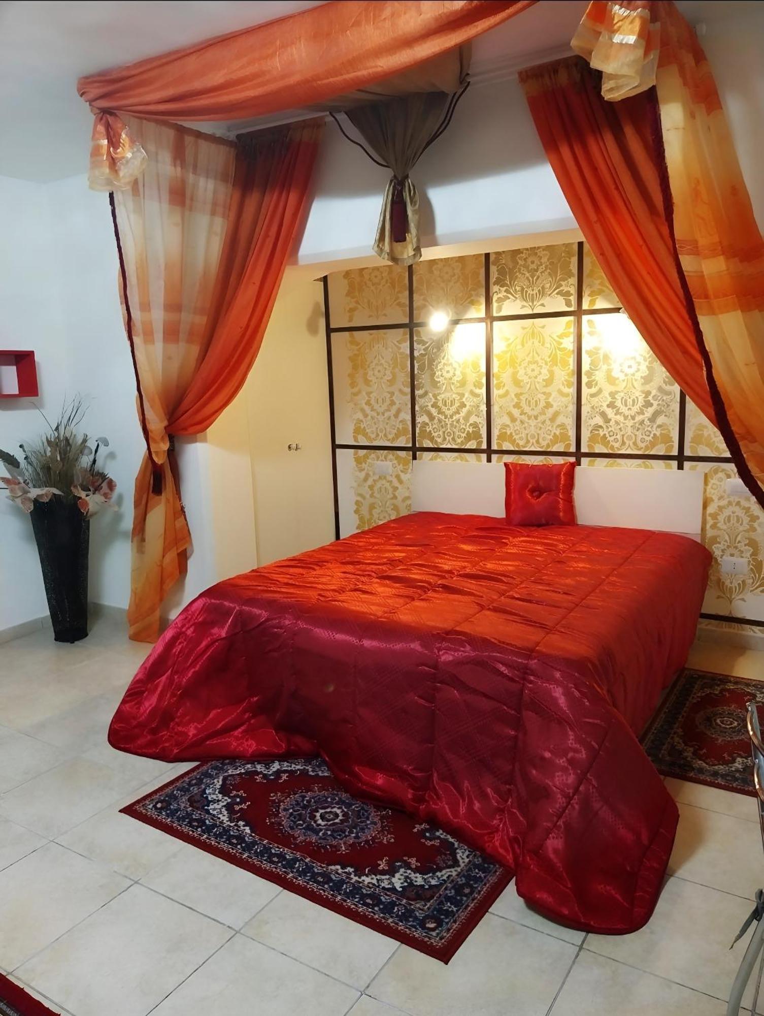 Casa Vacanza La Maison De Losyram Art Salerno Exteriér fotografie